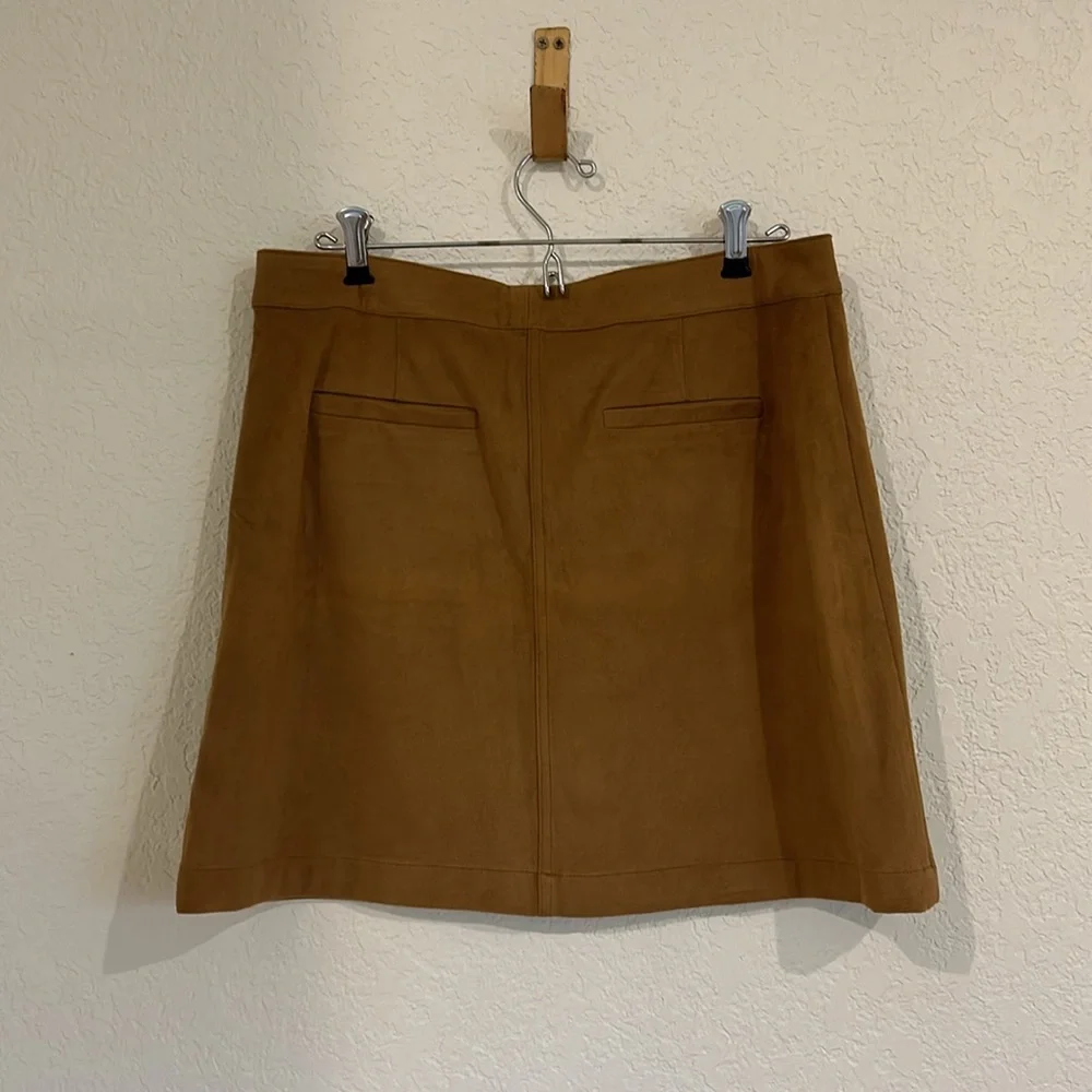 Marine Layer Suede Mini Skirt - Picture 3 of 4
